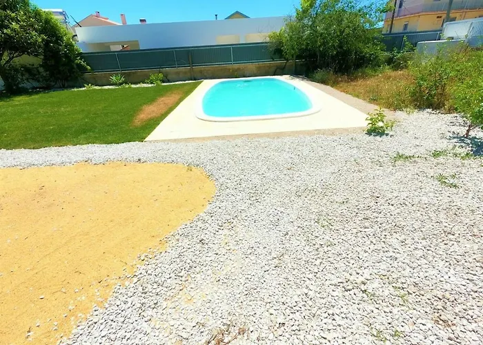 Caparica Cozy T2 Apartment With Pool Charneca Da Caparica Lisboa