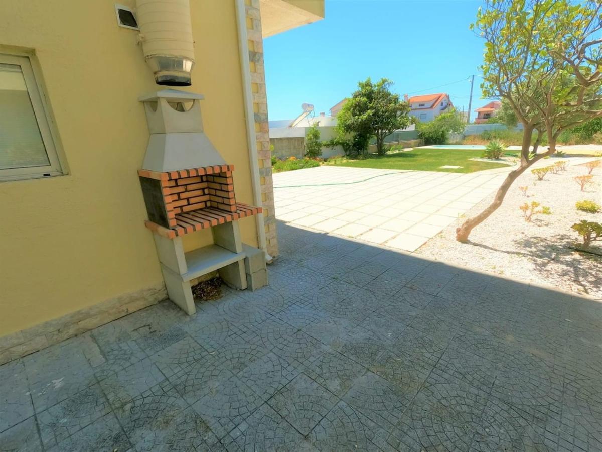Caparica Cozy T2 With Pool Charneca Da Caparica Lisboa Apartment