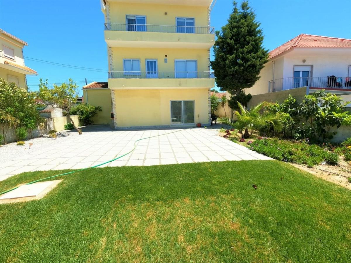 Apartment Caparica Cozy T2 With Pool Charneca Da Caparica Lisboa Barriga