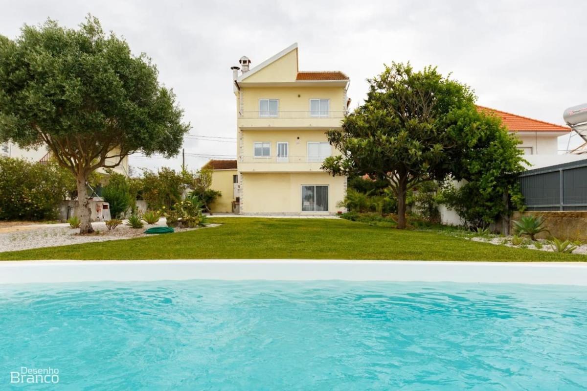 Apartment Caparica Cozy T2 With Pool Charneca Da Caparica Lisboa