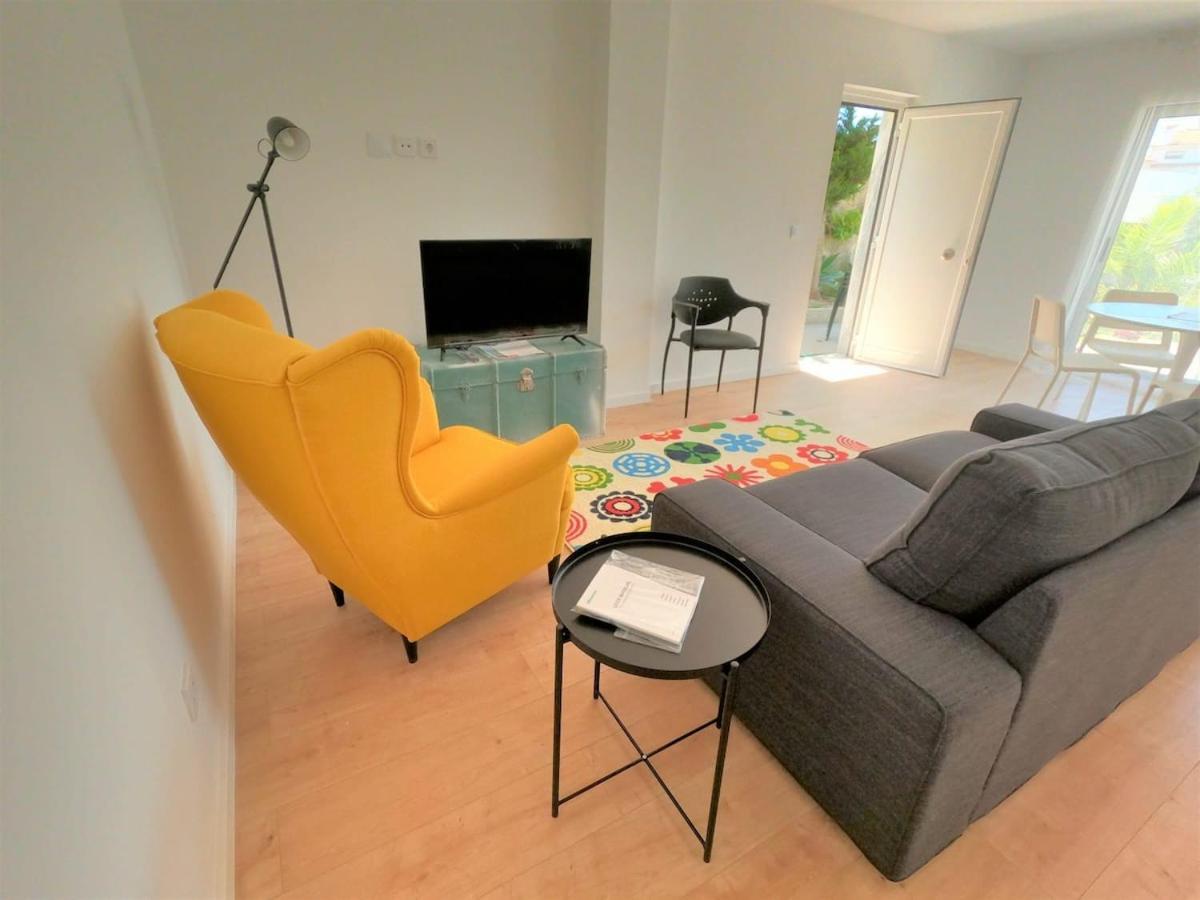 Apartment Caparica Cozy T2 With Pool Charneca Da Caparica Lisboa Barriga