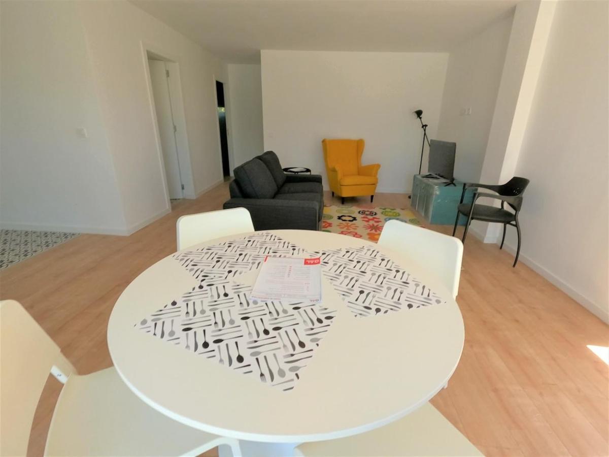 Apartment Caparica Cozy T2 With Pool Charneca Da Caparica Lisboa Barriga