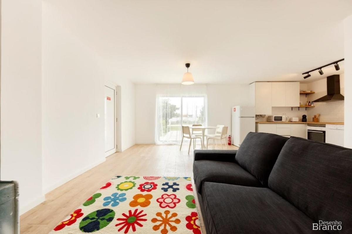Caparica Cozy T2 With Pool Charneca Da Caparica Lisboa Apartment